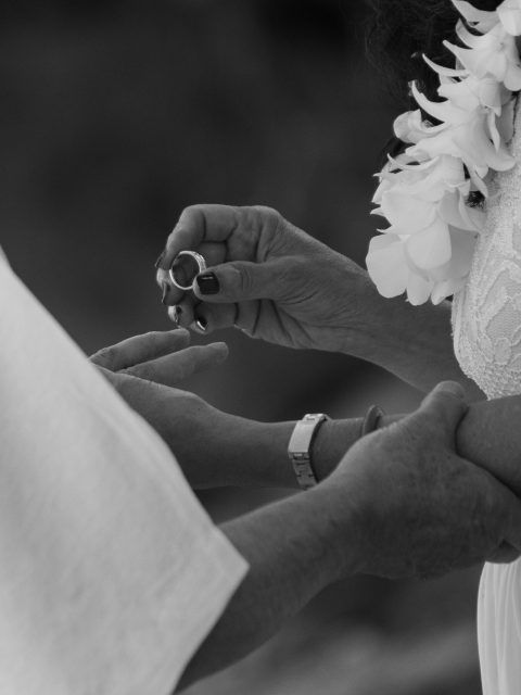 Maui wedding photography by Kiana Visuals